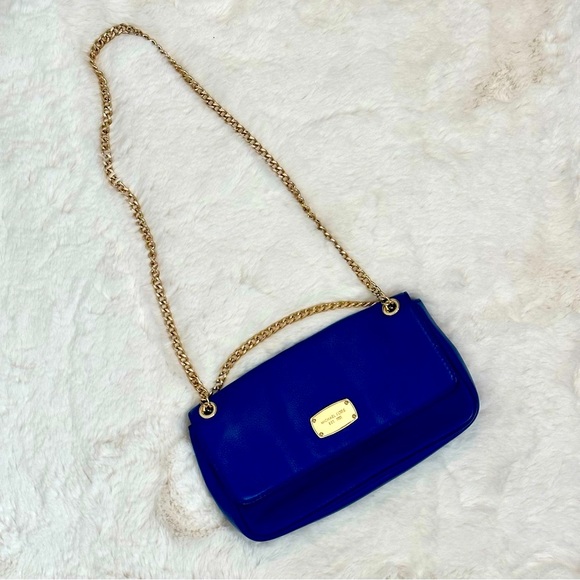 Leather Bag w/ Adjustable Gold Chain Strap - Picture 3 of 16